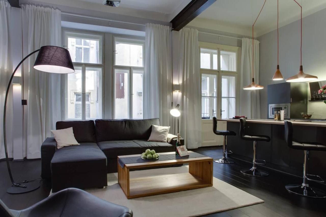 Bright Prague Havelska Apartment Bagian luar foto