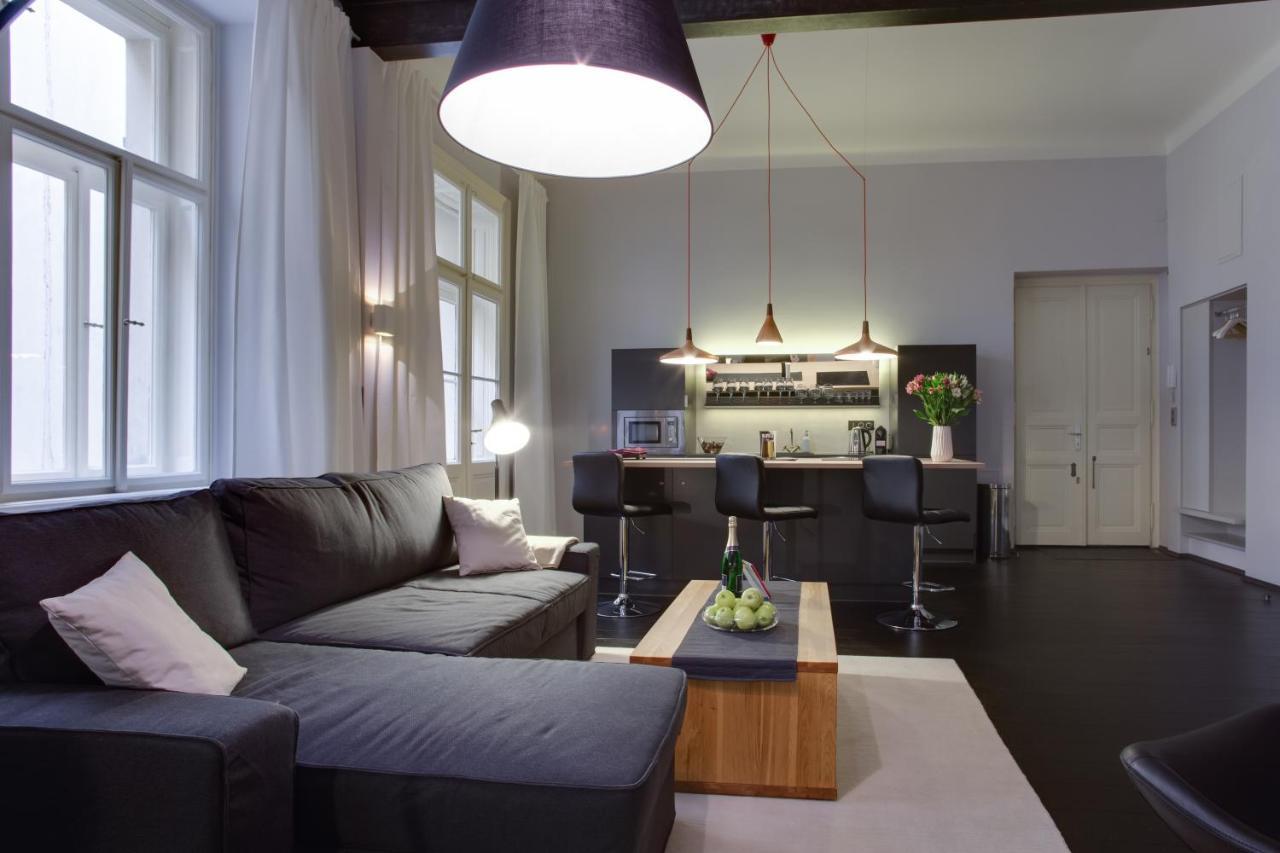 Bright Prague Havelska Apartment Bagian luar foto